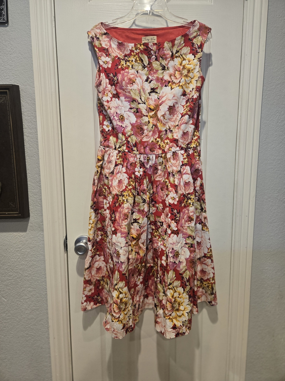 Lindy Bop Girls Red Sleeveless Dress Bright Pink and Yellow Floral Missing Belt